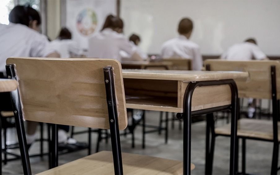 DESDE LA OPOSICIÓN QUIEREN DECLARAR A LA EDUCACIÓN COMO SERVICIO ESENCIAL