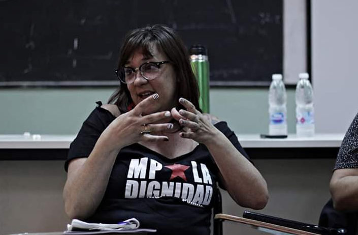 MARINA JOSKI:"EN EL MEDIO DEL MONTE NO HAY POSNET"