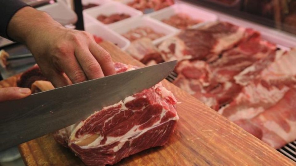 ASEGURAN QUE LA CARNE SUBIÓ UN 9 % TRAS EL PARO