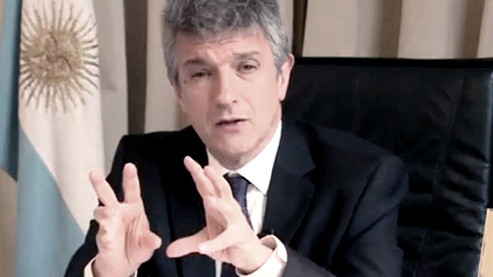 GUSTAVO LÓPEZ: “LAS EMPRESAS DE COMUNICACIONES NO QUIEREN REGULACIONES”