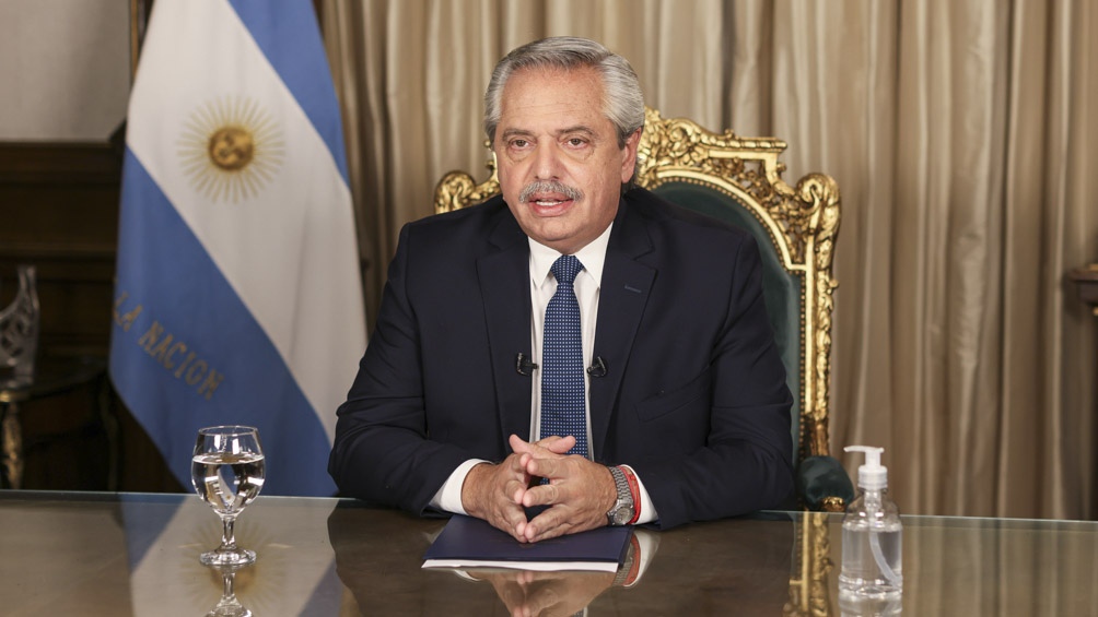 EL PRESIDENTE LLAMÓ A EXTREMAR LOS CUIDADOS "PARA QUE EL COVID NO NOS VUELVA A AISLAR"