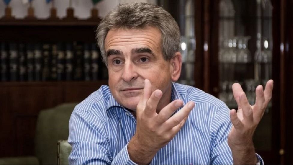 ROSSI: "VIZZOTTI TIENE LA DIFÍCIL TAREA DE RECUPERAR LA CONFIANZA DE LOS ARGENTINOS"
