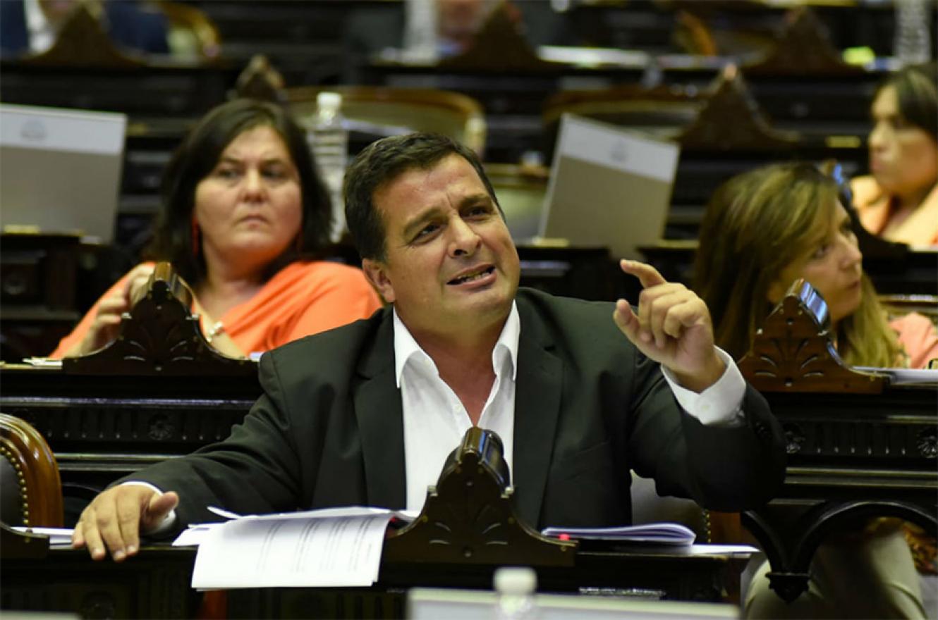 MARCELO CASARETTO: “QUE LOS JUECES NO PAGUEN GANANCIAS ES UN PRIVILEGIO INACEPTABLE”