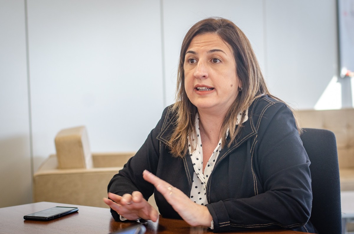 CLAUDIA NEIRA: "LA POLICÍA NO DEJÓ NORMA SIN VIOLAR"