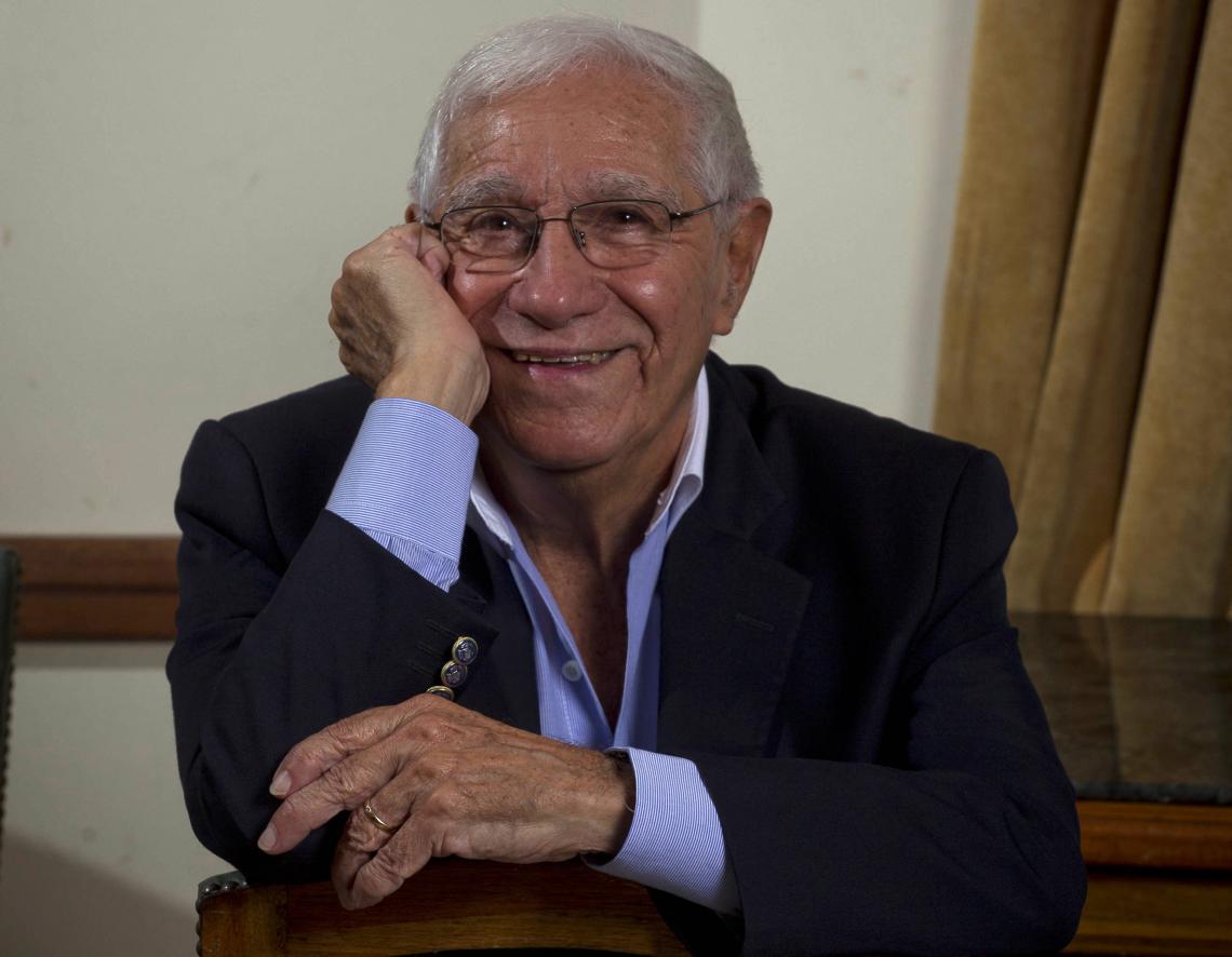 MACAYA MÁRQUEZ “EL FÚTBOL LE PERMITIÓ SENTARSE CON LOS PODEROSOS Y DISCUTIR TODO”