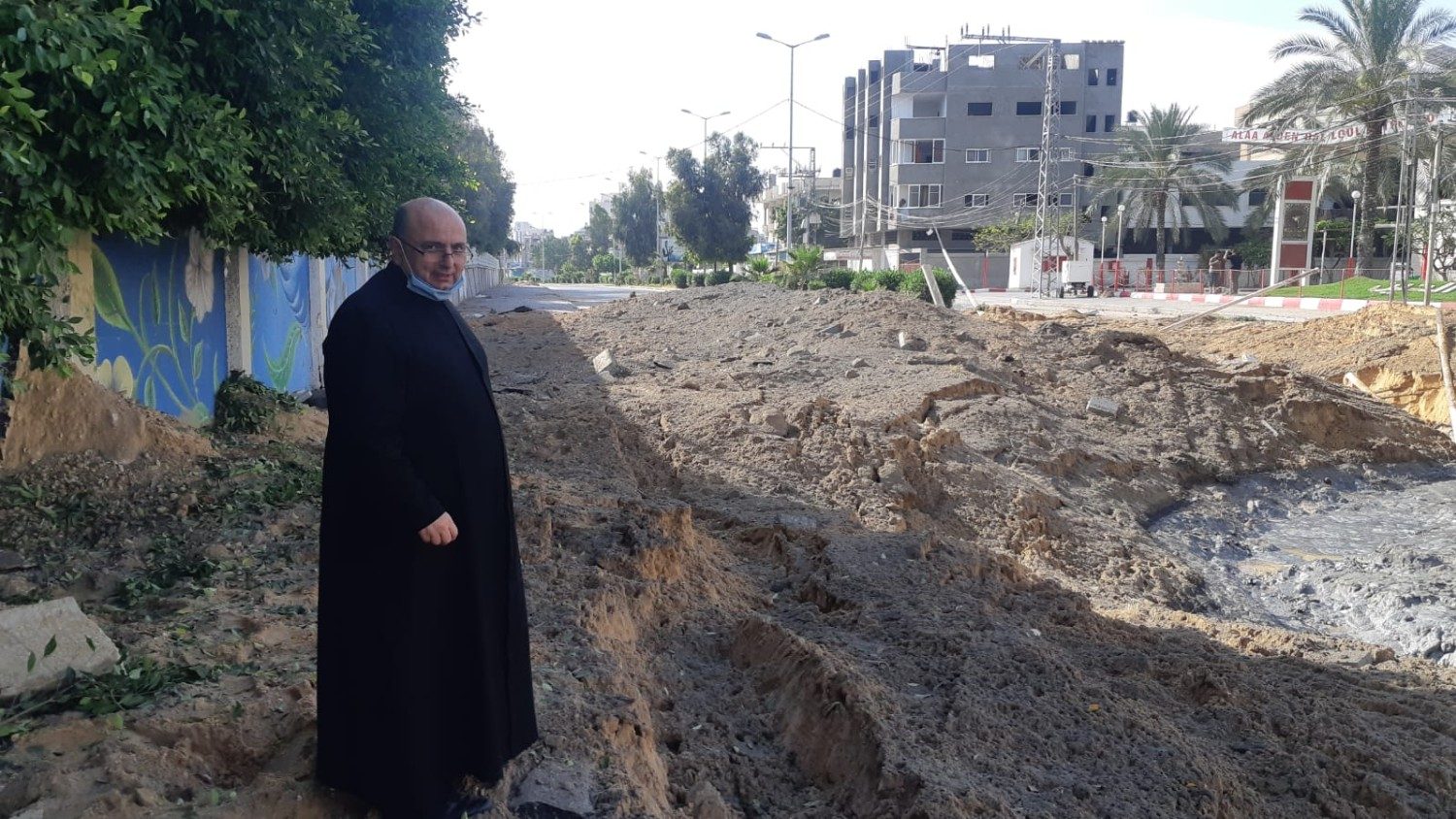 PADRE GABRIEL ROMANELLI EN GAZA: "HAY 40 MIL PALESTINOS DESPLAZADOS"