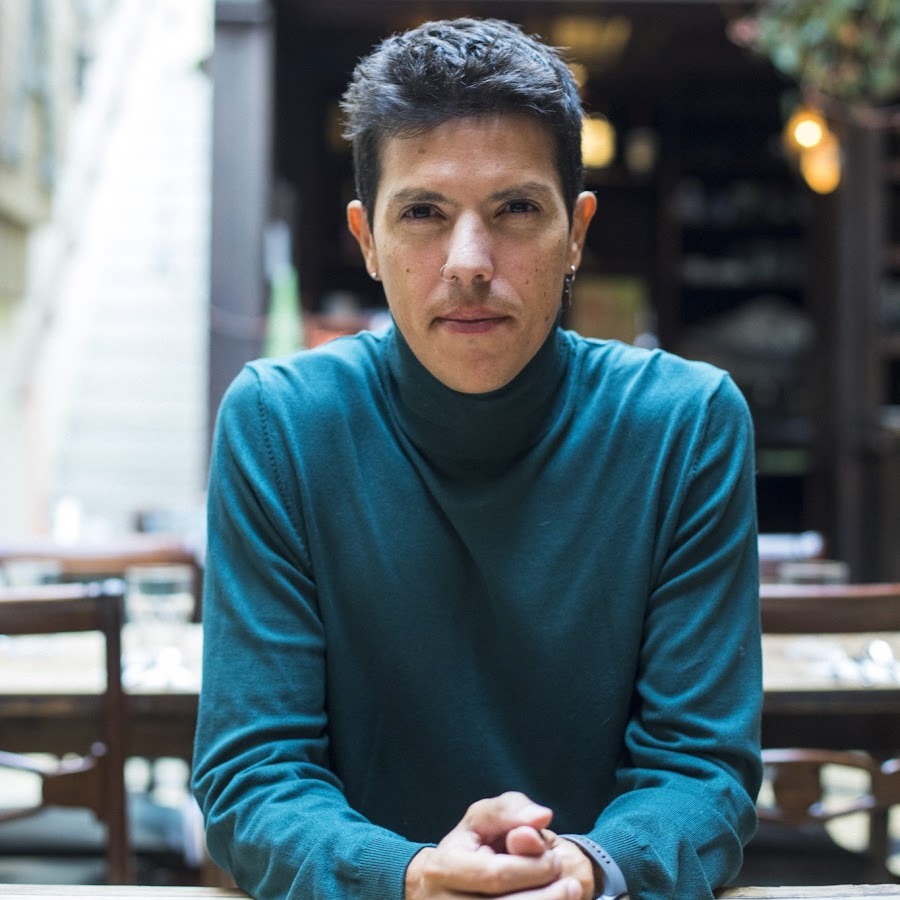 DANIEL MECCA: “ES UNA MANERA DE ROCKEAR A BORGES”