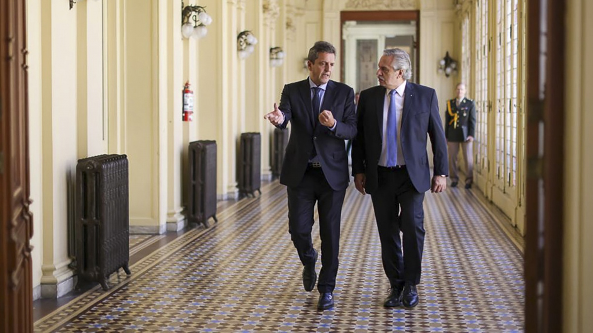MASSA ANUNCIARÁ A LOS FUNCIONARIOS QUE LO ACOMPAÑARÁN EN SU GESTIÓN