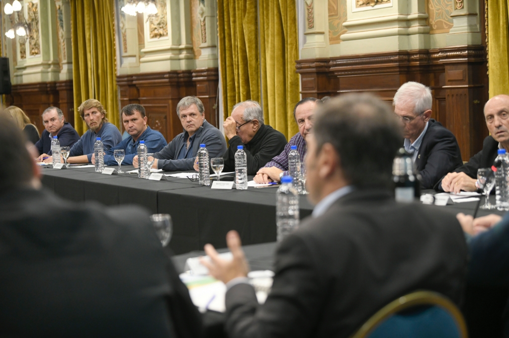 LA MESA AGROPECUARIA "FESTEJA" EL ENCUENTRO CON EL GOBIERNO PROVINCIAL