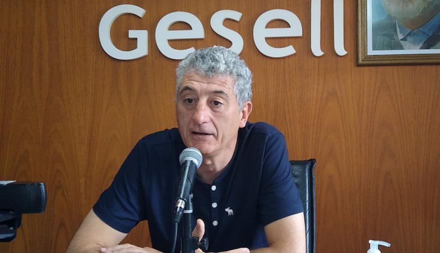 GUSTAVO BARRERA: "NO CREO QUE HAYA MEJOR CANDIDATO POSICIONADO QUE KICILLOF"