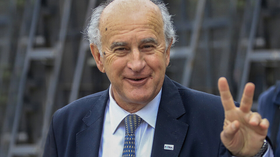 OSCAR PARRILLI: “EL NUEVO NOMBRE REFLEJA LA REALIDAD DE LA ARGENTINA”
