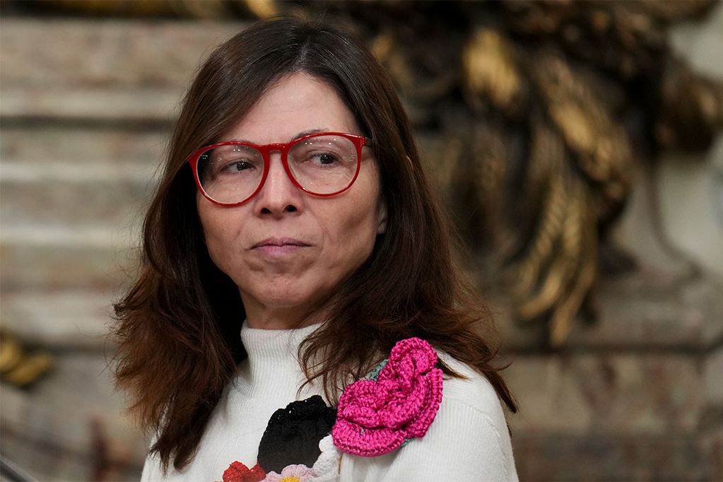 SILVINA BATAKIS: "ARGENTINA NECESITA EQUILIBRIO FISCAL Y AUMENTAR LA MATRIZ PRODUCTIVA"