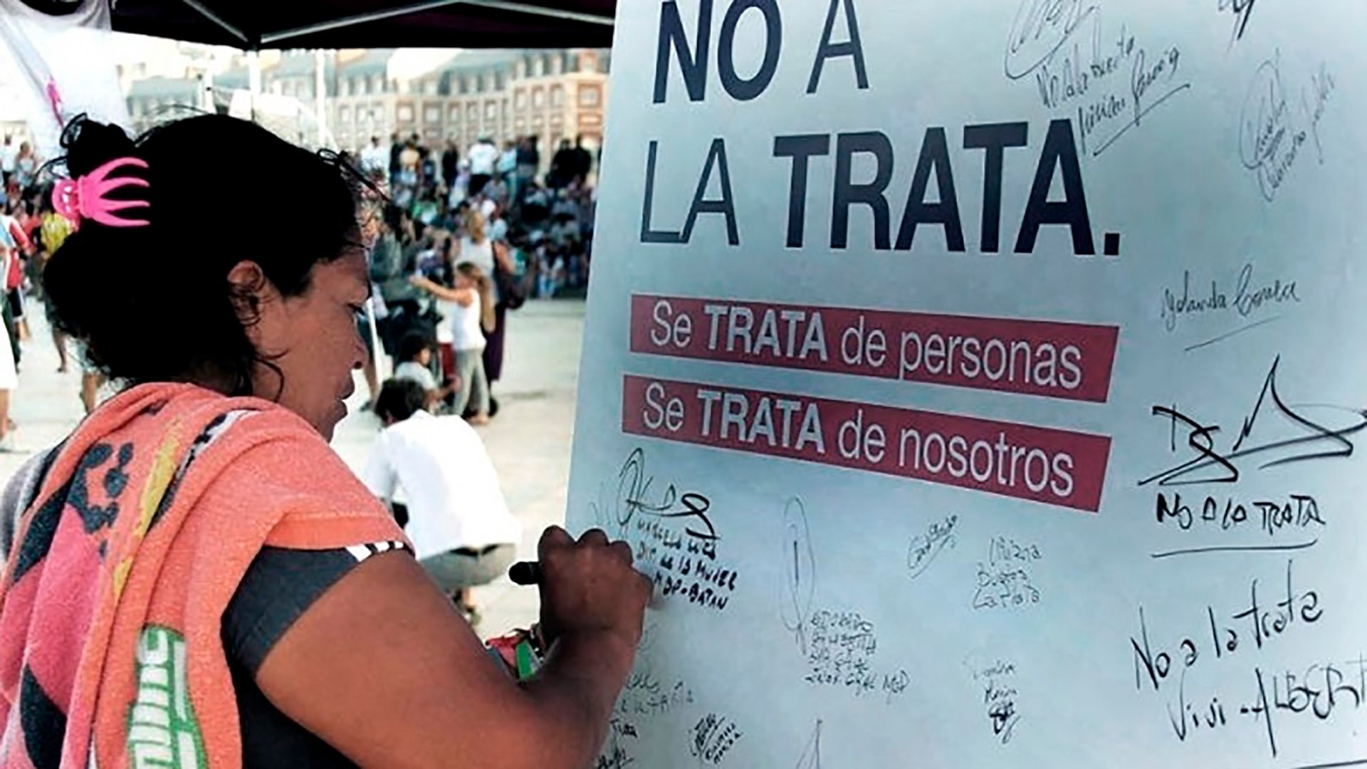 LA DEFENSORÍA DEL PÚBLICO ADVIERTE SOBRE LOS NUEVOS MÉTODOS DE CAPTACIÓN EN REDES SOCIALES