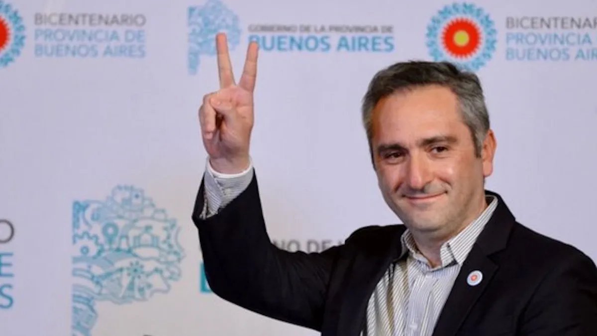 ANDRÉS LARROQUE: “HAY QUE CONSTRUIR UNA AGENDA MIRANDO LO QUE LE PASA A LA GENTE”