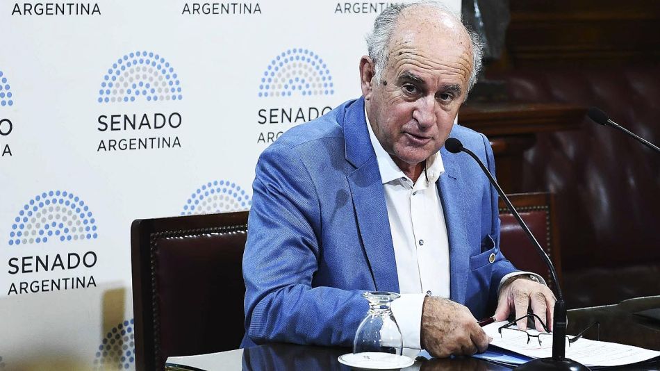 OSCAR PARRILLI: “LO IMPORTANTE ES MANTENER Y AMPLIAR LA UNIDAD DE NUESTRO FRENTE”