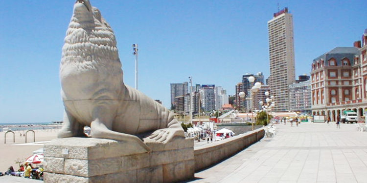 GUILLERMO ROSSI: "EN MAR DEL PLATA NO QUEREMOS VALORES DE ALQUILERES EN DÓLARES”