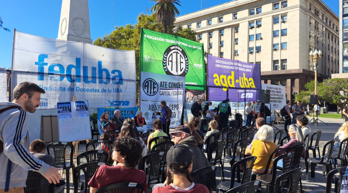 RECLAMAN LA IMPLEMENTACIÓN DE LA LEY DE FINANCIAMIENTO UNIVERSITARIO