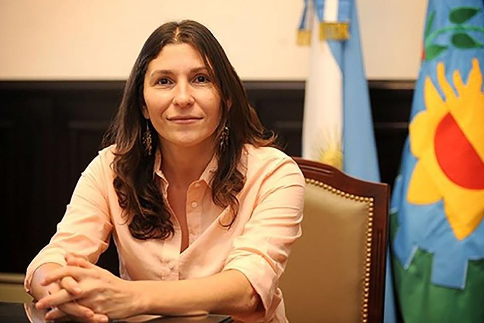 “LOS PROCESOS POLÍTICOS TIENEN QUE TENER MÚSICA, POESÍA Y ARTE”