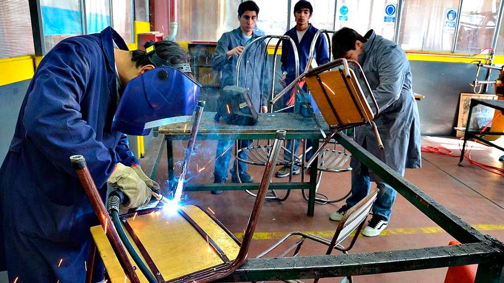 “TEMEMOS QUE DESAPAREZCA LA EDUCACIÓN TÉCNICA”