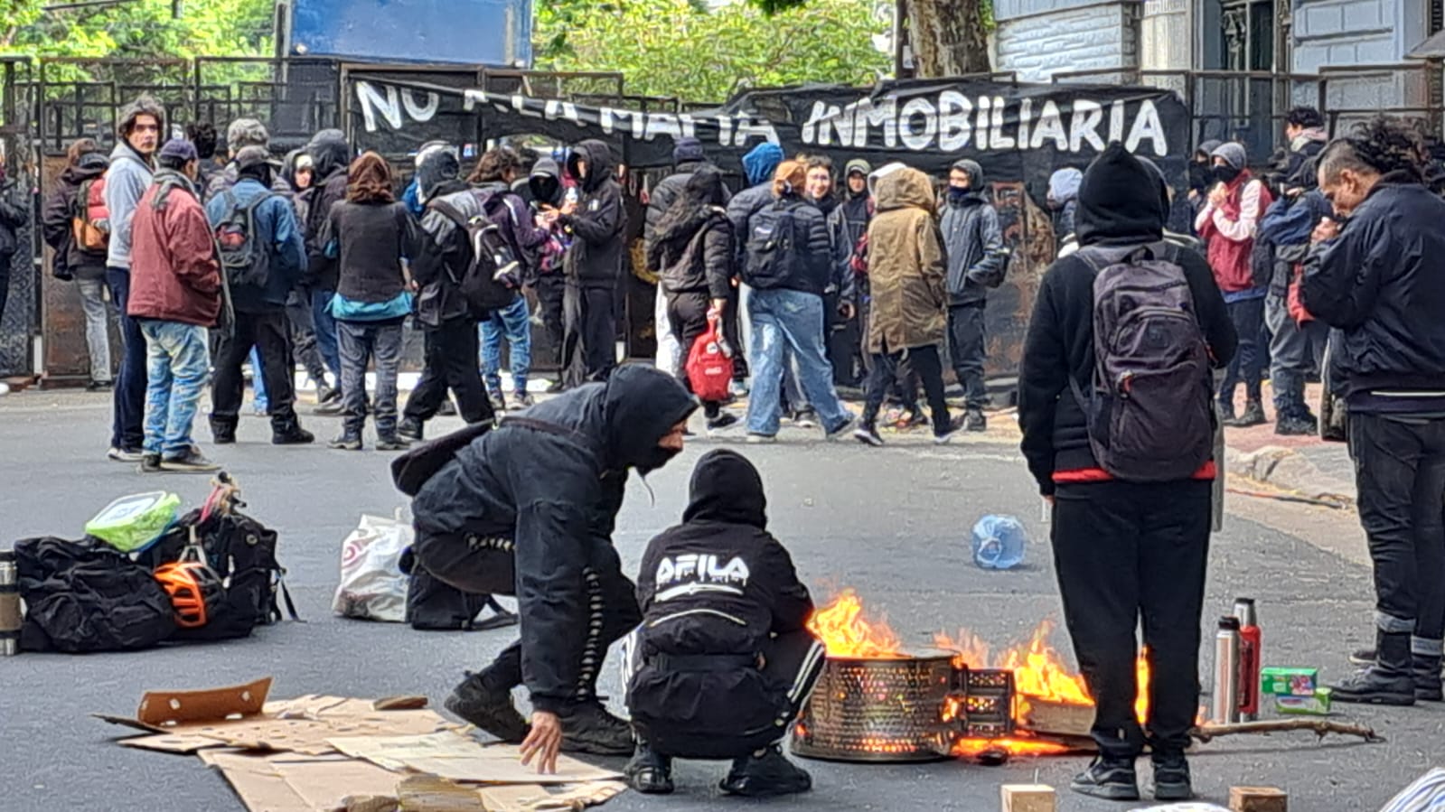 CABA: DESALOJO EN PARQUE PATRICIOS
