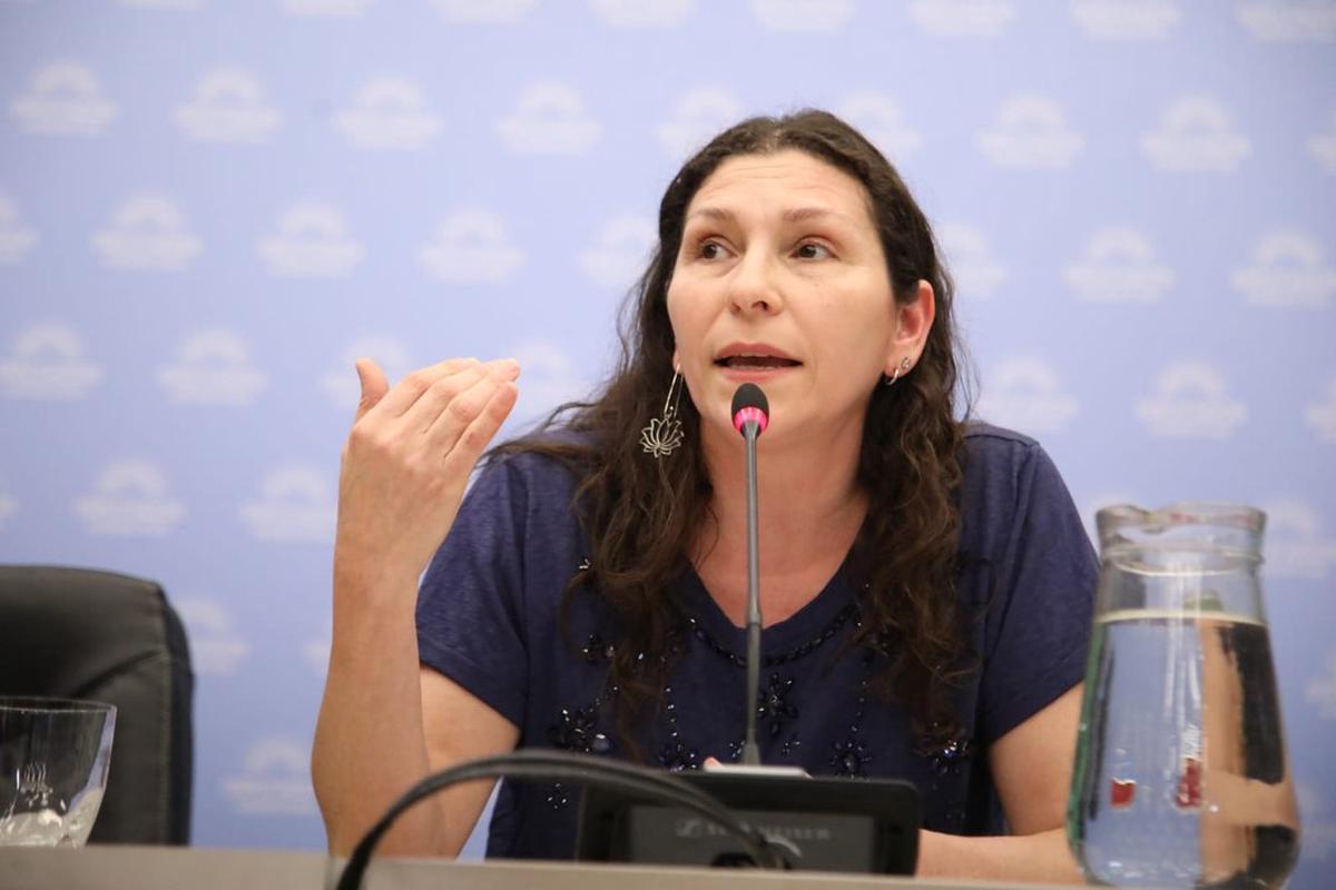 MÓNICA MACHA: “LA VIOLENCIA DE GÉNERO ES UNA PANDEMIA”