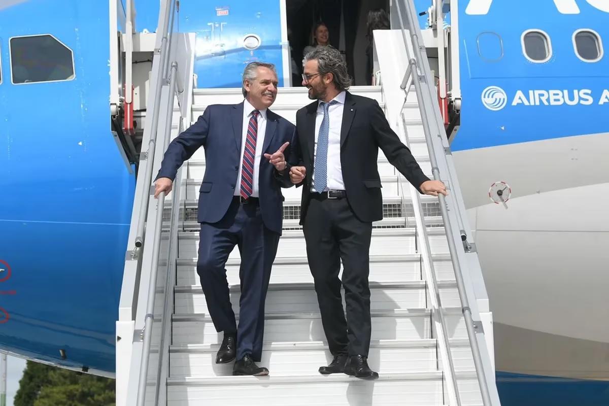 SANTIAGO CAFIERO: “EL PRESIDENTE ES EL MEJOR CANDIDATO”