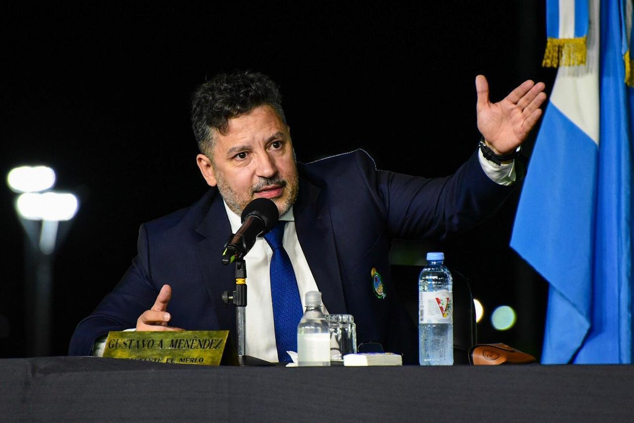 GUSTAVO MENÉNDEZ CELEBRÓ LA RECUPERACIÓN DE 89 MUNICIPIOS EN LA PROVINCIA