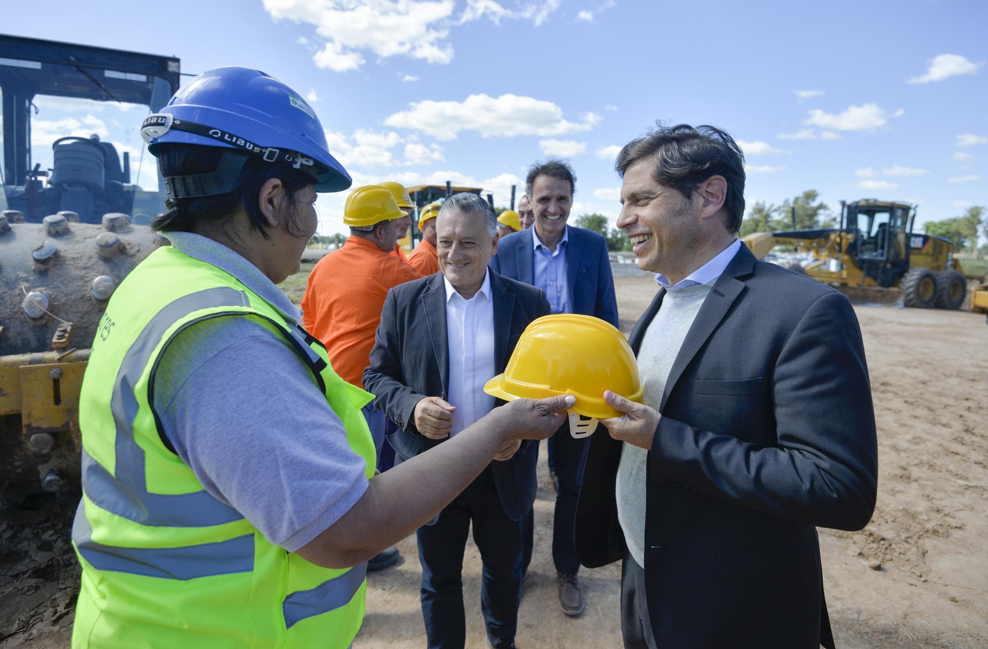 EN LAS FLORES, KICILLOF ANUNCIÓ EL INICIO DE OBRAS PARA LA AUTOPISTA SOBRE RUTA 3