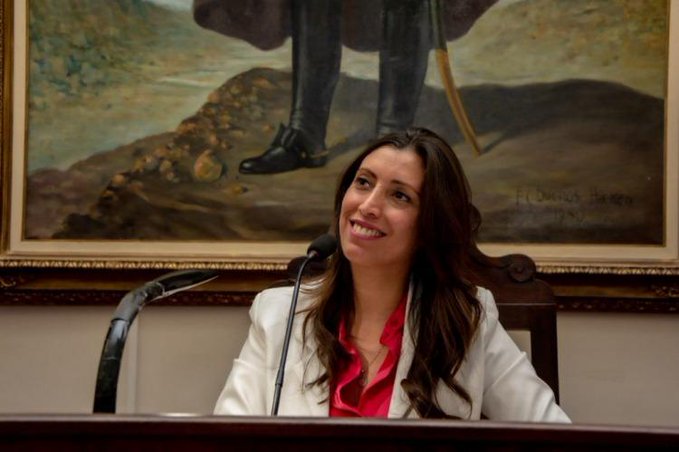 FLORENCIA LÓPEZ: “FUE UNA TREMENDA INJUSTICIA QUE MACRI AUMENTE POR DECRETO LA COPARTICIPACIÓN DE CABA”