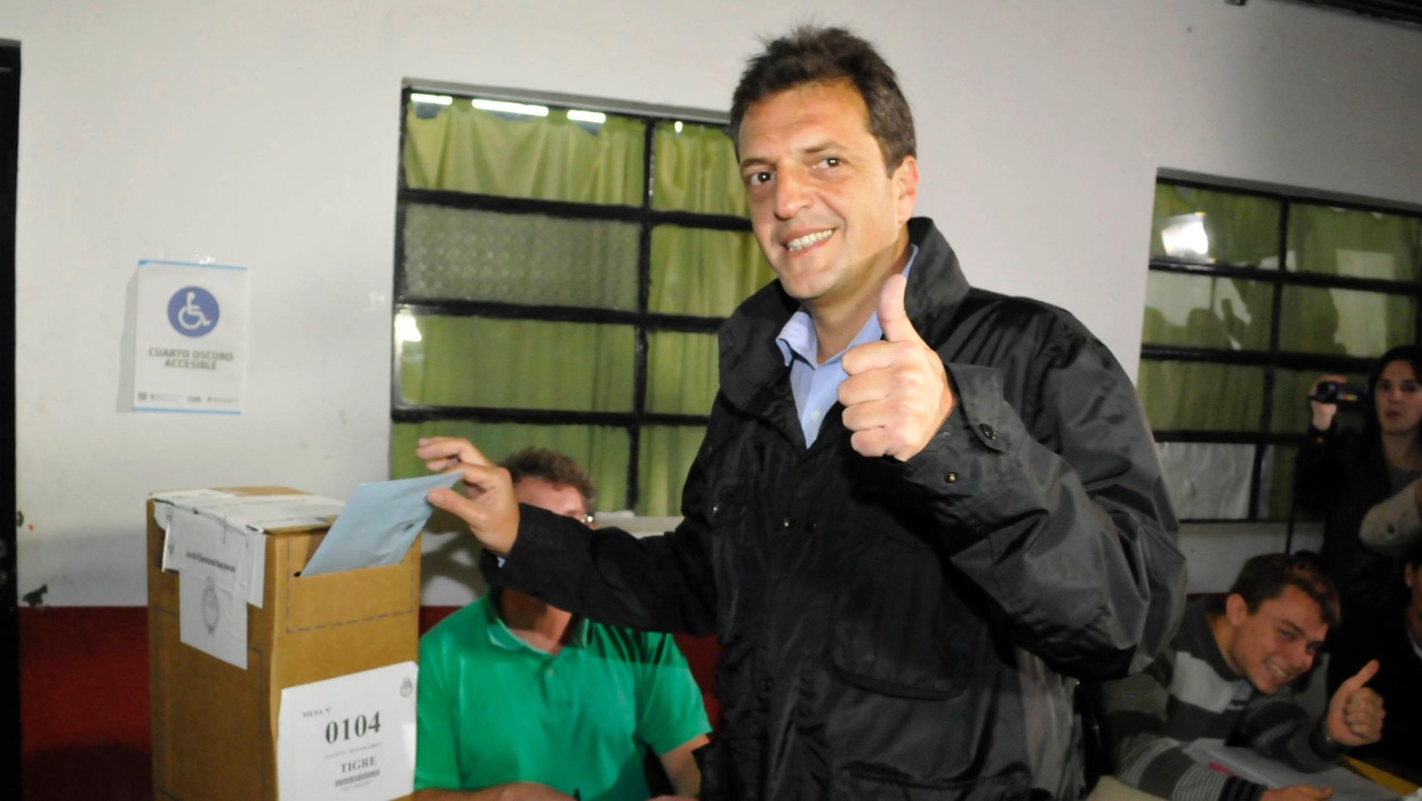 MASSA AFIRMÓ QUE AÚN NO SE DEFINIÓ PROLONGAR LA ELECCIÓN EN LA PROVINCIA