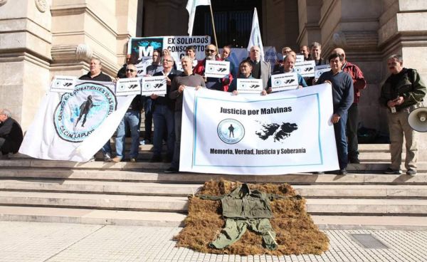INDAGARÁN A SEIS MILITARES POR TORTURAS EN MALVINAS