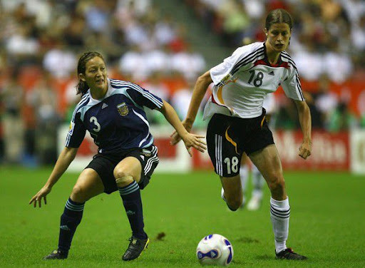 "EL FÚTBOL FEMENINO VA A CAMBIAR LA CABEZA A LAS GENERACIONES FUTURAS"