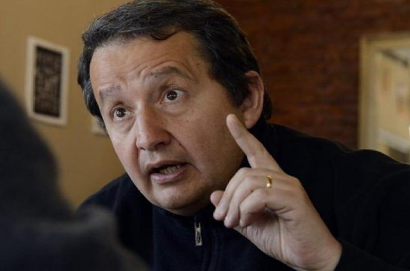 CARLOS DEL FRADE: "HAY QUE PENSAR EL PAÍS DESDE ADENTRO"