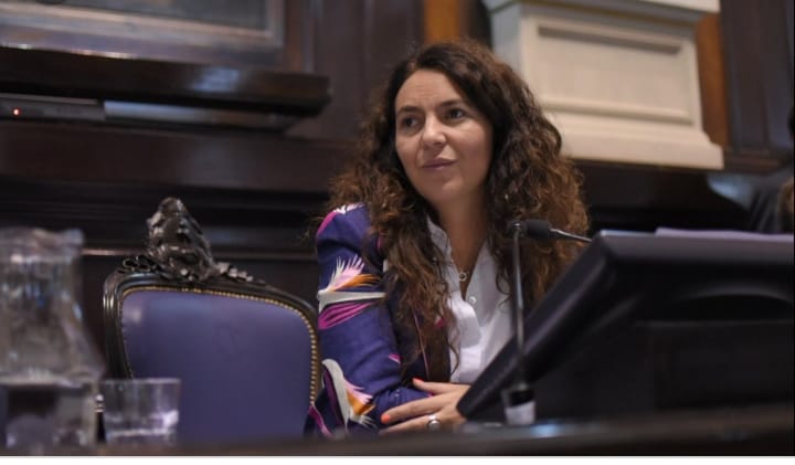 MARISOL MERQUEL: “KICILLOF ESTÁ RECONSTRUYENDO LA PROVINCIA”