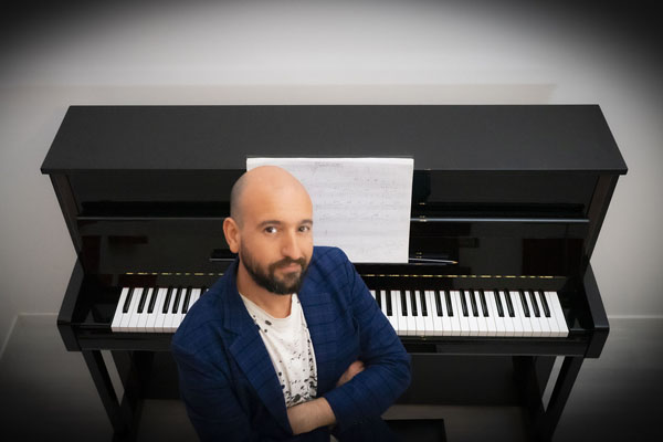ARIEL PIROTTI: “EL TANGO TIENE MULTIPLICIDAD DE SENTIDOS”