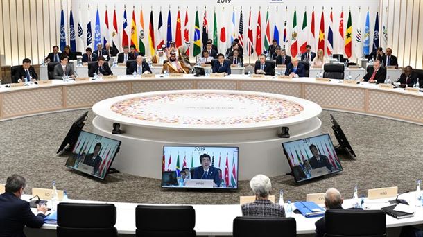 AGENDA DEL PRESIDENTE EN EUROPA: “LOS CONTACTOS CON EL FMI FUERON SOLO ESO”