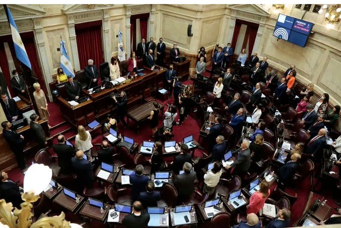 NOEMÍ BRENTA: “EL FMI QUERÍA QUE GANARA MACRI”