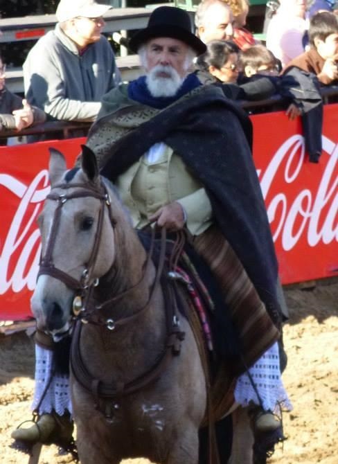 LA ASOCIACIÓN CRIOLLA CON LUGAR PROPIO EN NAVARRO